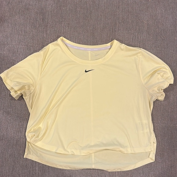 Yellow Nike Crop Tee - Picture 1 of 2
